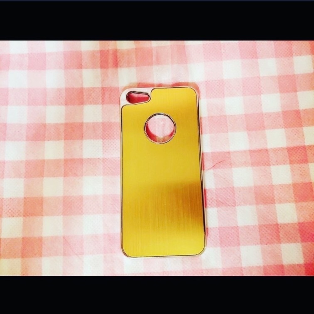 Gold Metal Style Chrome covered iphone 5 Case